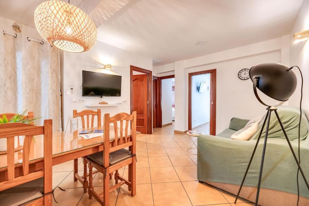 Encantador Apartamento Cerca Del Mar مالقة المظهر الخارجي الصورة